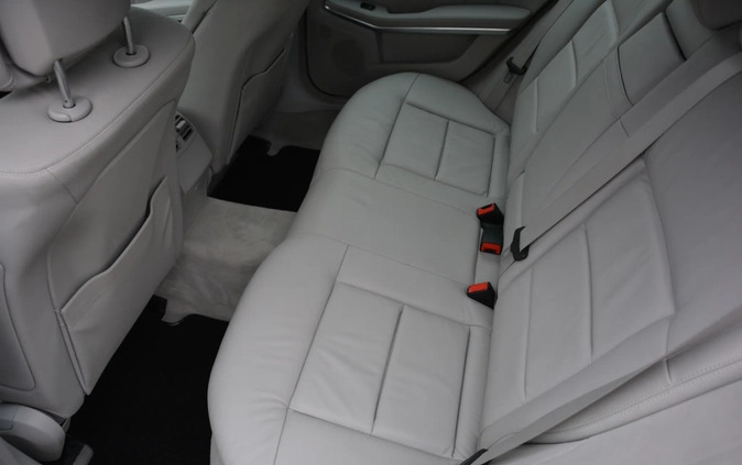 Mercedes-Benz Klasa E cena 49900 przebieg: 278000, rok produkcji 2010 z Łobez małe 379